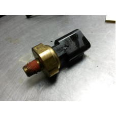 100Y025 Engine Oil Pressure Sensor For 11-14 Chrysler  200  3.6 05149062AA